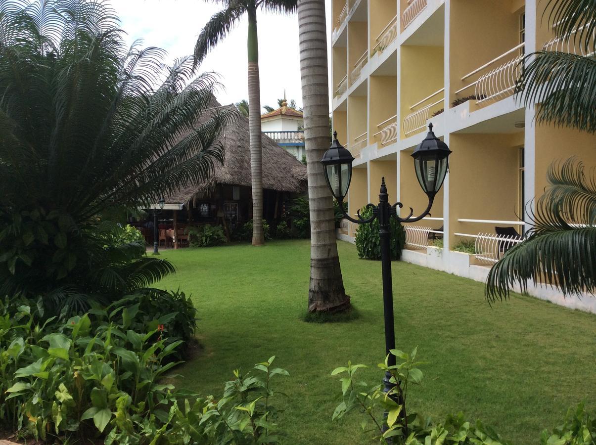 Giraffe Ocean View Hotel Daressalam Exterior foto