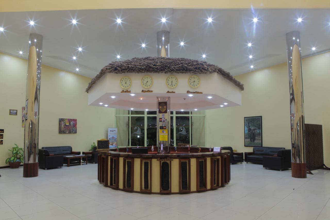 Giraffe Ocean View Hotel Daressalam Exterior foto
