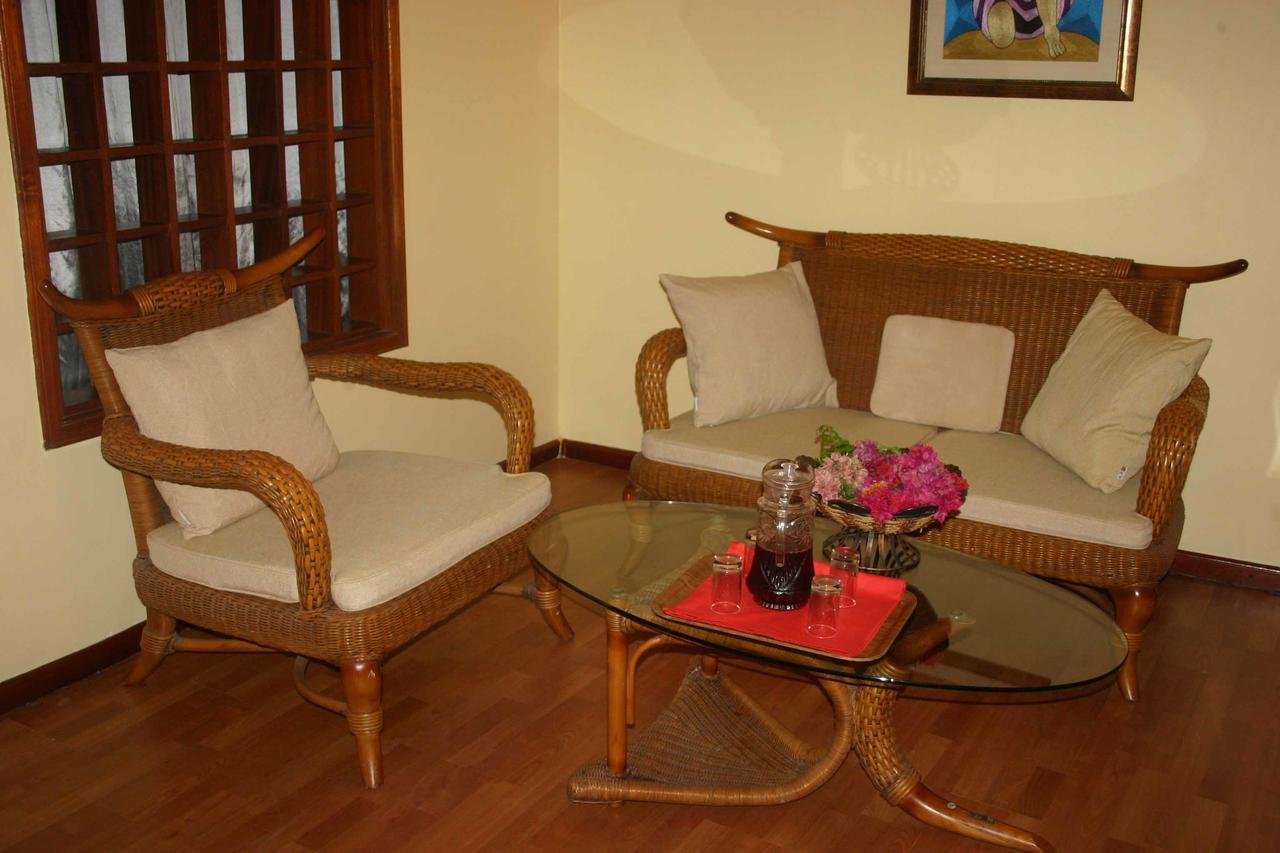 Giraffe Ocean View Hotel Daressalam Exterior foto