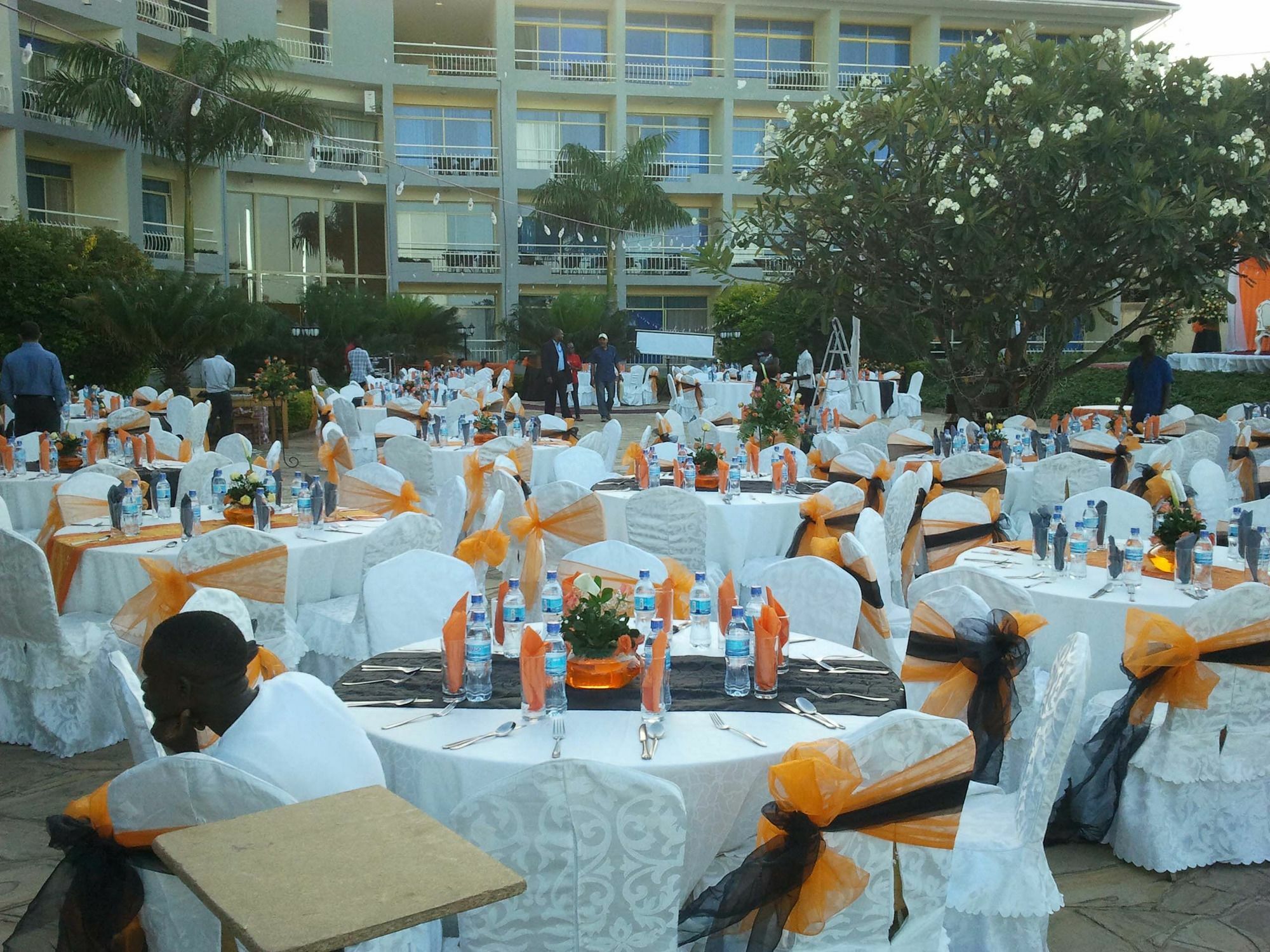 Giraffe Ocean View Hotel Daressalam Exterior foto